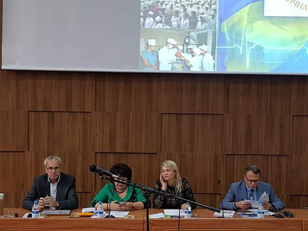 Нарада "Аналіз роботи акушерсько-гінекологічної служби за 9 місяців 2018 р. Проблемі питання та шляхи вирішення"